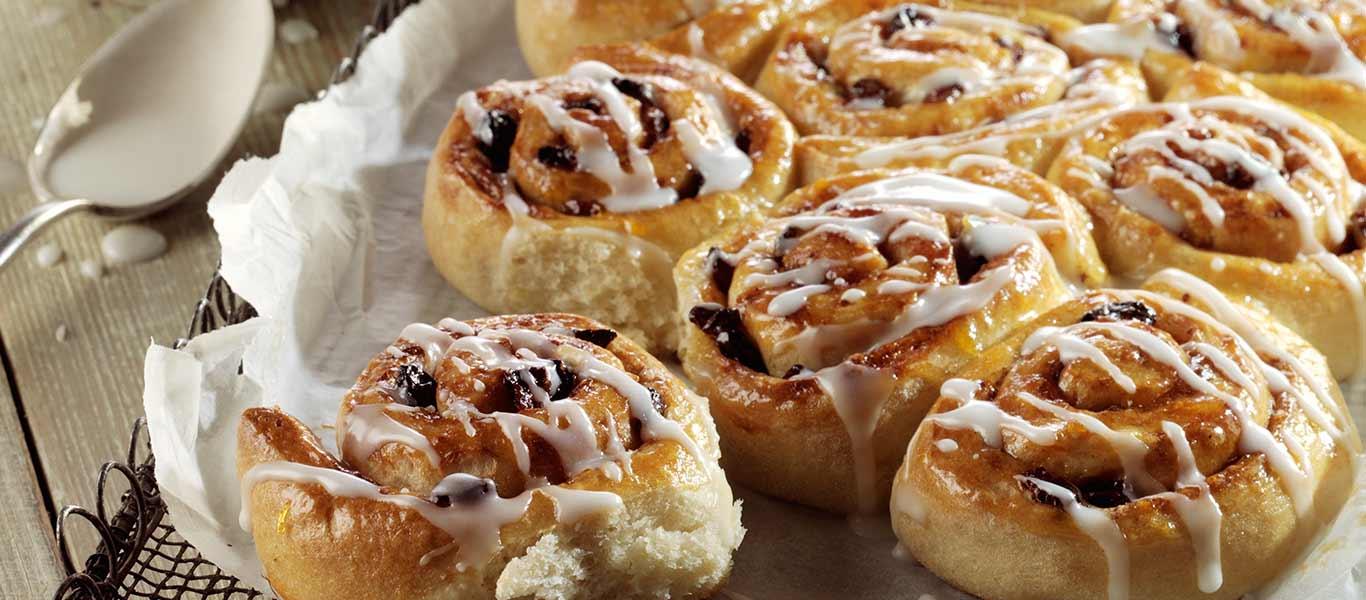 Chelsea Buns with Lemon Icing