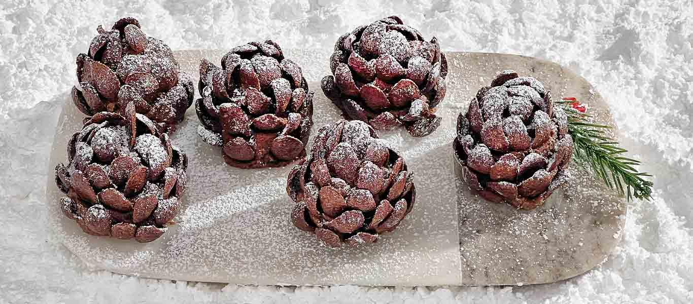 Chocolate Pinecones | Christmas Recipes