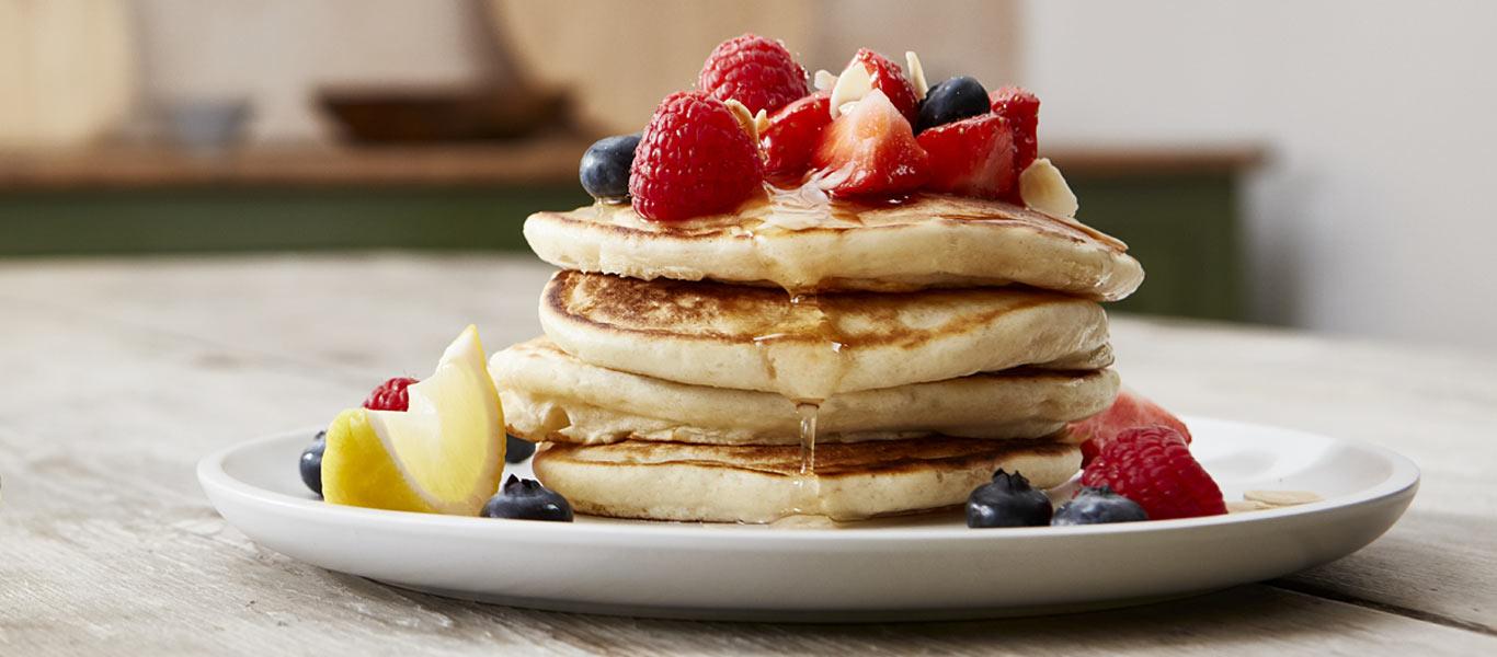 Best Pancake Recipes - Pancakes with Berries