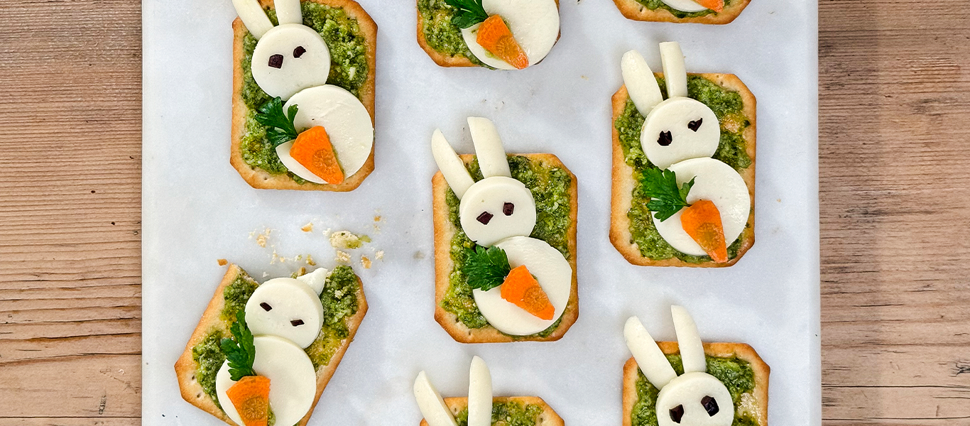 Pesto Bunny Crackers