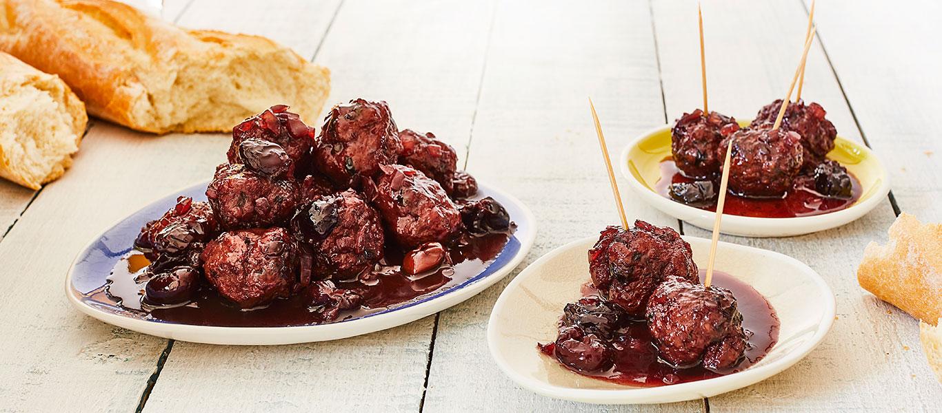 Belgian Meatballs with Soured Cherry Sauce